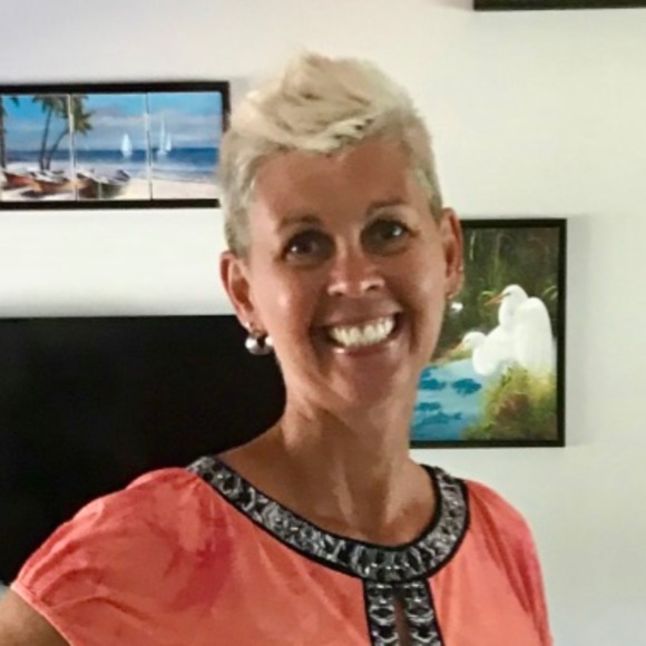 Meet your Posher, Annie - Picture 2 of 2